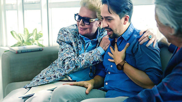 Mucho Mucho Amor: The Legend of Walter Mercado